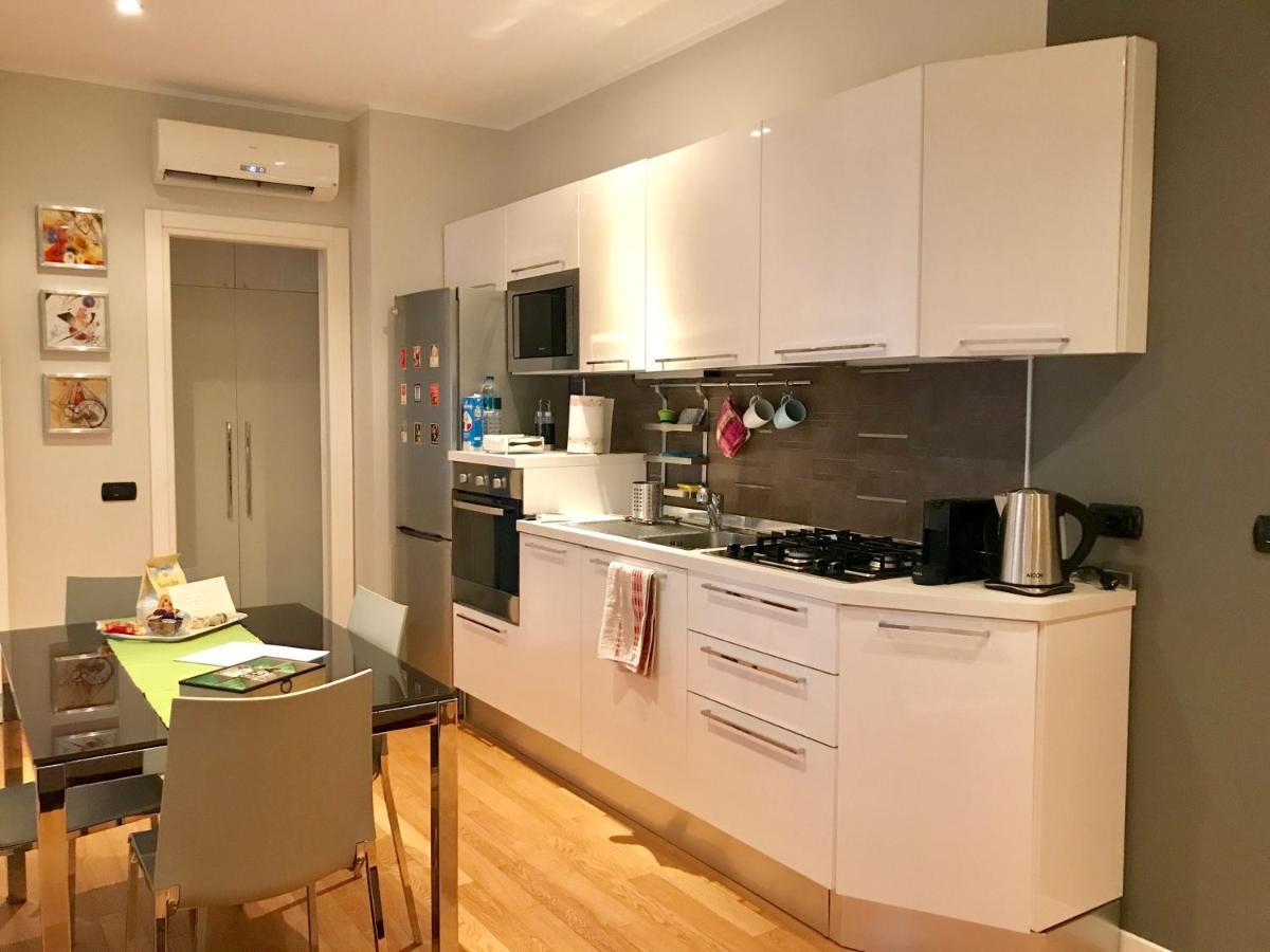 Delizioso Bilocale In Bocconi - Porta Romana Мілан Екстер'єр фото